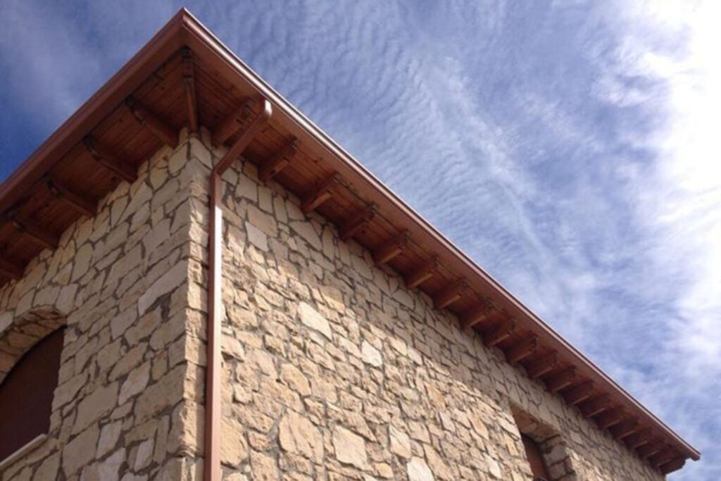 Bajantes de aluminio: la solución duradera y ligera para proyectos profesionales
